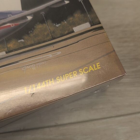 MINICRAFT #14449, BOEING 757-200, AMERICAN AIRLINES, 1:144 SCALE Factory Sealed - Picture 3 of 6